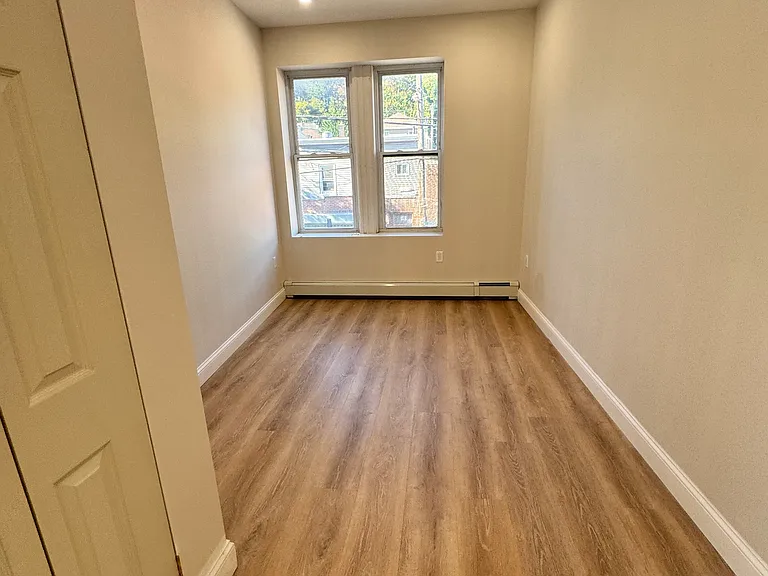 403 Jersey St — Photo 2