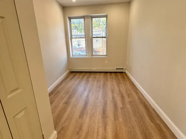 403 Jersey St, Staten Island, NY