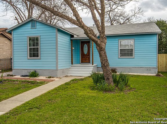 2nd image of 706 W Olmos Dr