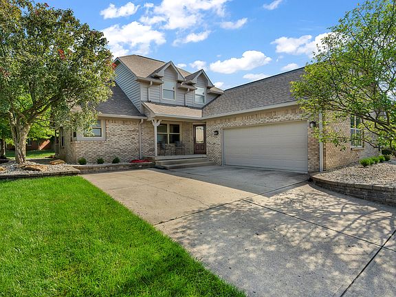 2nd image of 356 Southcreek Dr S