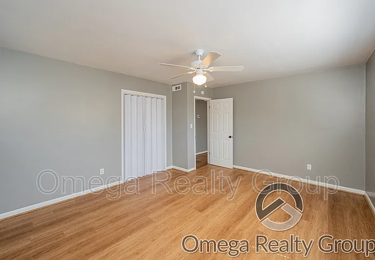 400 7th St E #2H — Photo 14