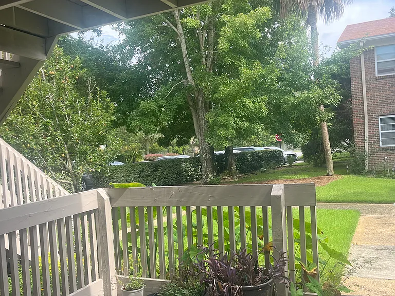 Shoreline Dr — Photo 19