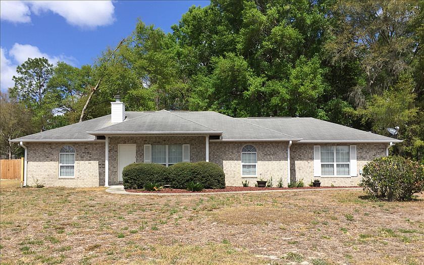 1st image of 243 NW Zack Dr