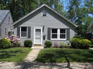 20872 Belvidere Ave, Fairview Park, OH