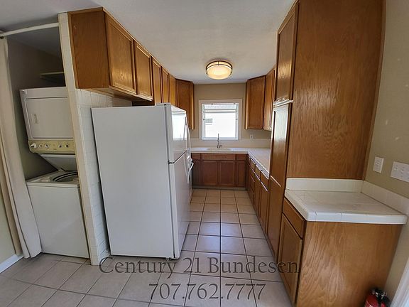 3rd image of 428 Upham St
