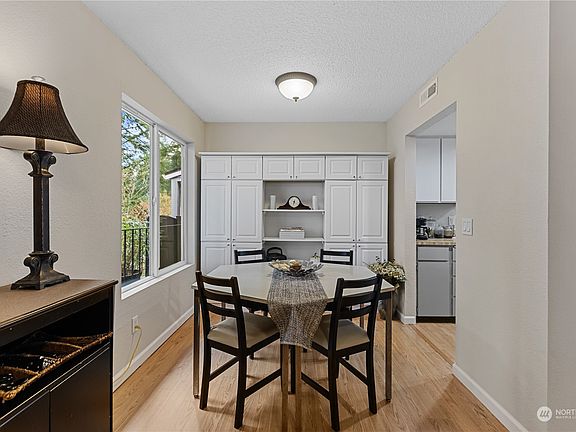 4th image of 14014 Juanita Drive NE #C1