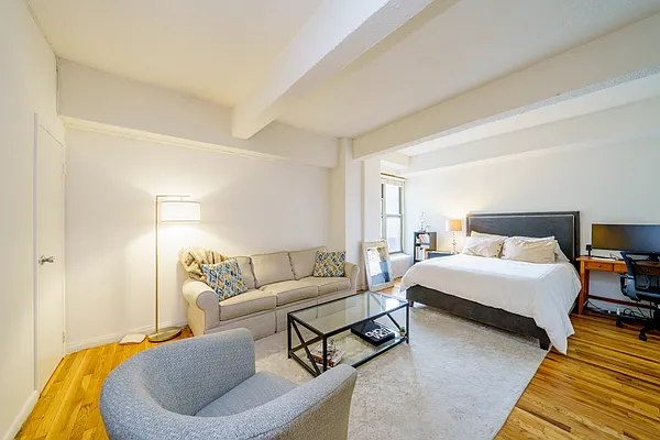 Rented by Douglas Elliman | media 9