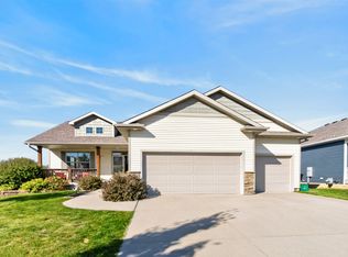 2502 E 47th St, Des Moines, IA 50317