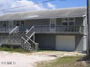 124 Eastview Dr, Emerald Isle, NC 28594