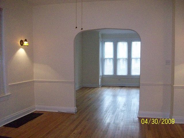 1st image of 1636 W Summerdale Ave