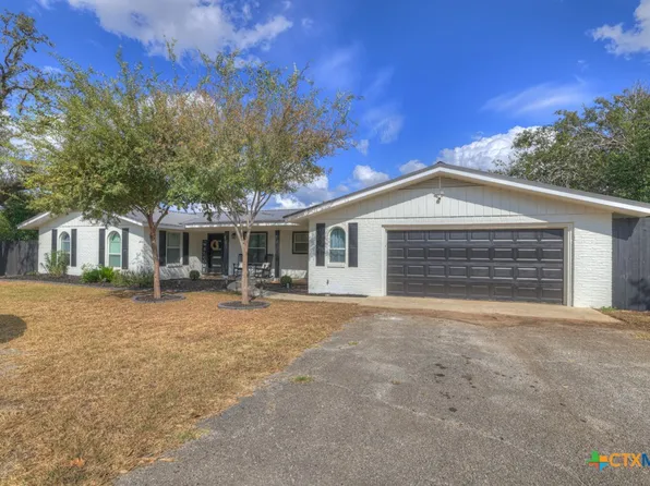 402 Laurel Hl, San Marcos, TX 78666