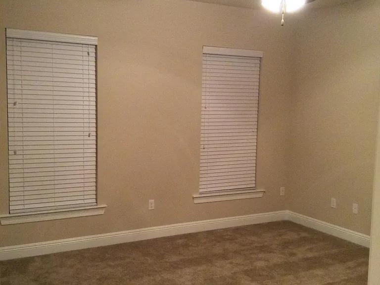 101 Emerson Rd — Photo 10