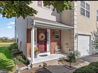 1107 Almond Dr, Phoenixville, PA 19460