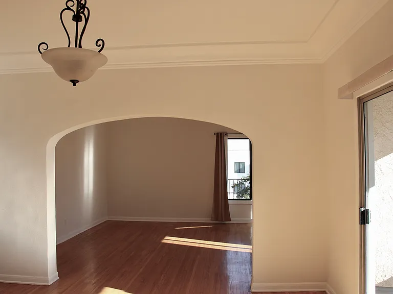 1239 S Hudson Ave #1239 — Photo 5