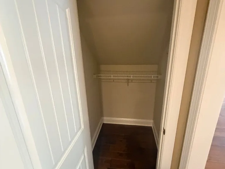 4406 Maximillion Cir — Photo 31