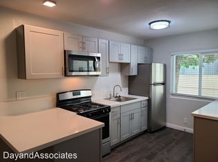 11939 Kiowa Ave #4, Los Angeles, CA 90049