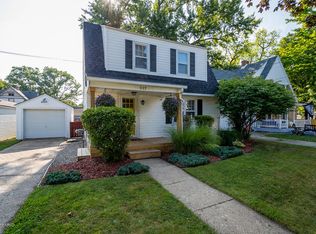 217 Exchange St, Marshall, MI 49068