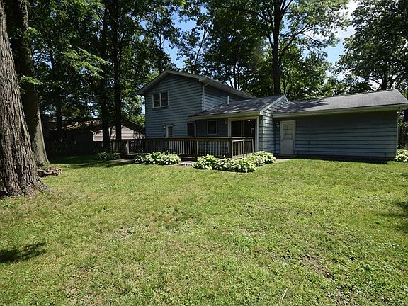 3rd image of 844 Maplewood Ave