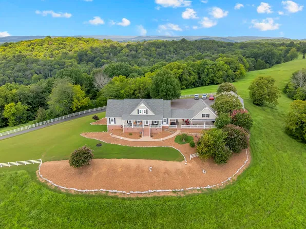 127 Barnes Hollow Rd, Fayetteville, TN 37334