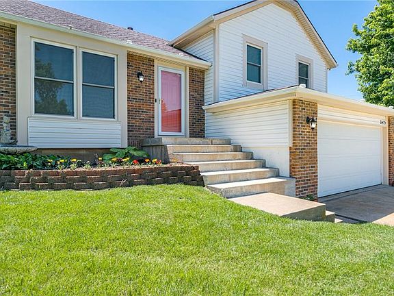 4th image of 21475 W 181st Ter