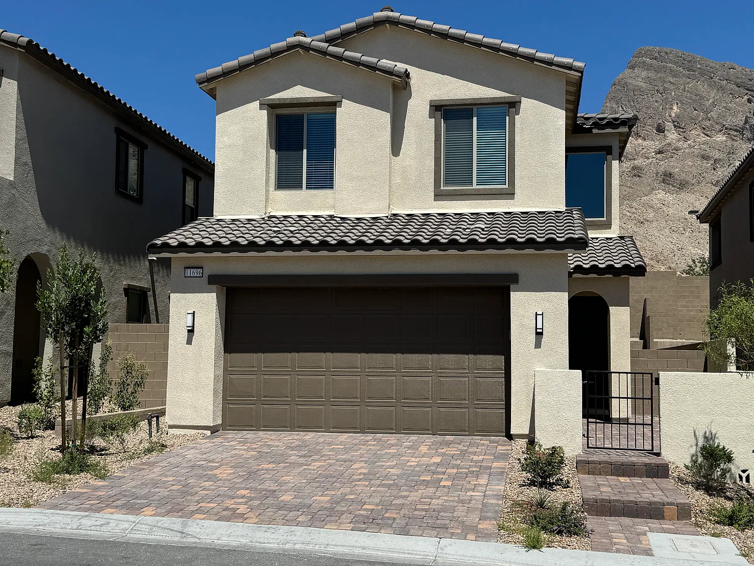 2 bed, 1649 sqft, $2,750 — Photo 1