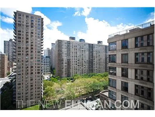 Rented by Douglas Elliman | media 35