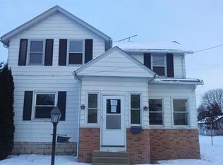 210 N Jackson Ave, Polo, IL 61064