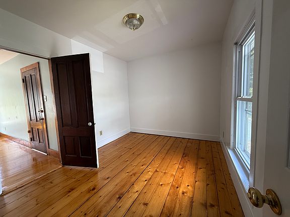 3rd image of 6 Beaver St #E