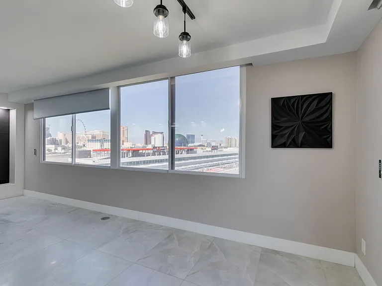 205 E Harmon Ave #1012 — Photo 16