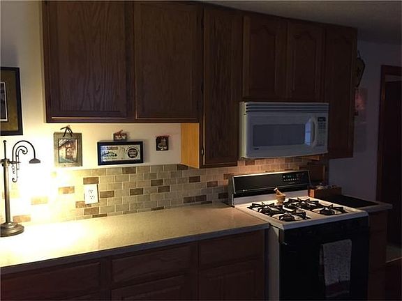 4th image of 4522 Ligustrum St