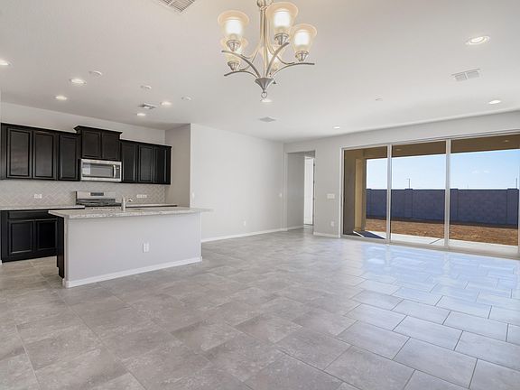 4th image of 14651 W Dahlia Dr