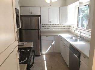 97 Staffordshire Commons Dr, Wallingford, CT 06492