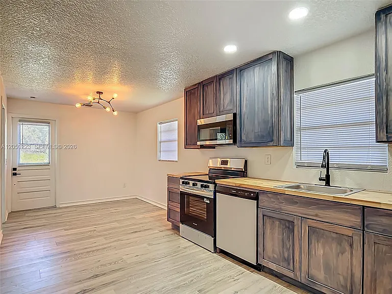 8781 S Lakeshore Dr — Photo 33
