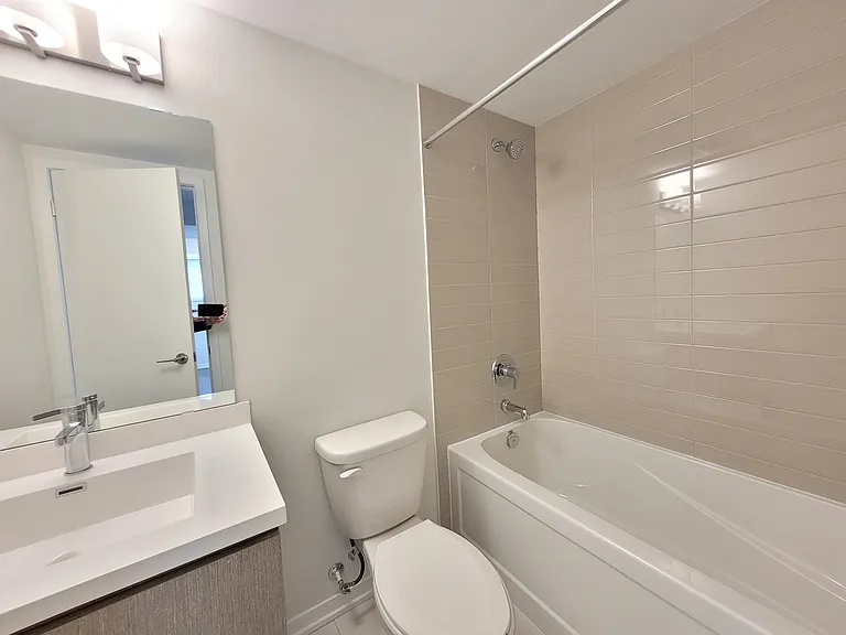 10 Honeycrisp Cres #Townhouse 272 — Photo 22