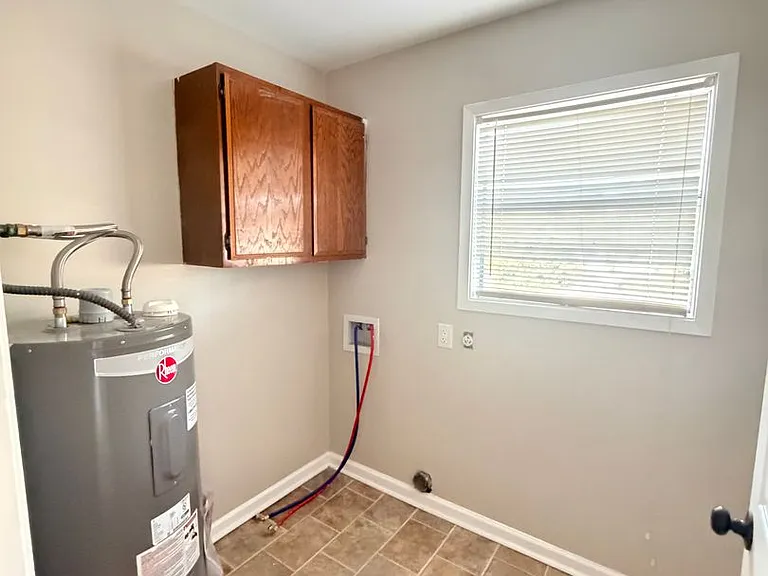 604D Sherwood Dr — Photo 3