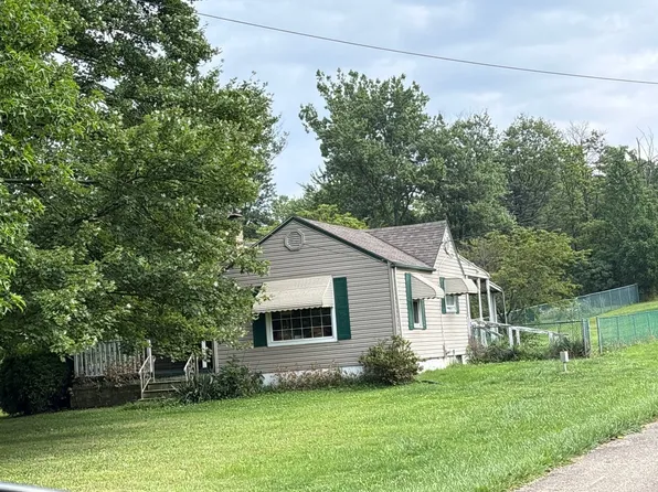 4939 Richville Dr SW, Canton, OH 44706