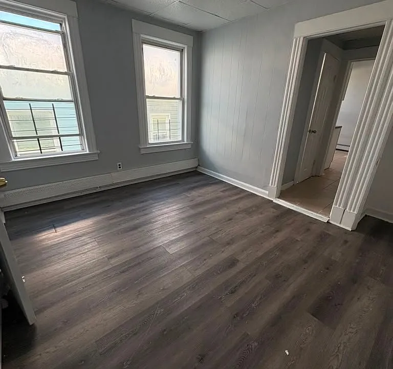 105 Maple St #3W