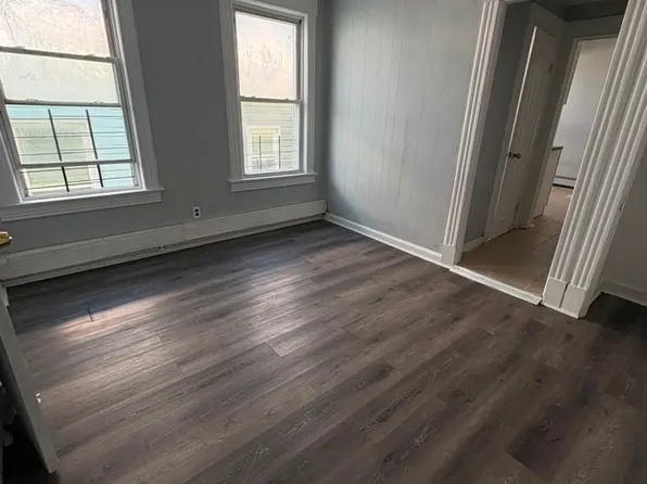 105 Maple St APT 3W, Yonkers, NY 10701