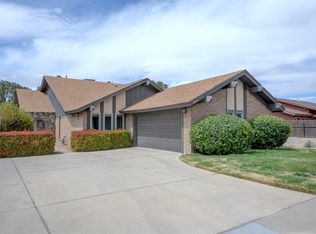 5625 Knight Rd NE, Albuquerque, NM 87109