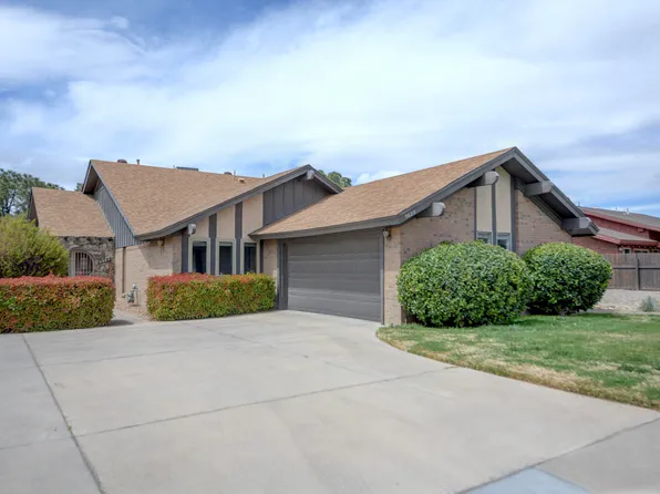 5625 Knight Rd NE, Albuquerque, NM 87109