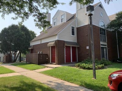 527 Donofrio Drive #6, Madison, WI, 53719