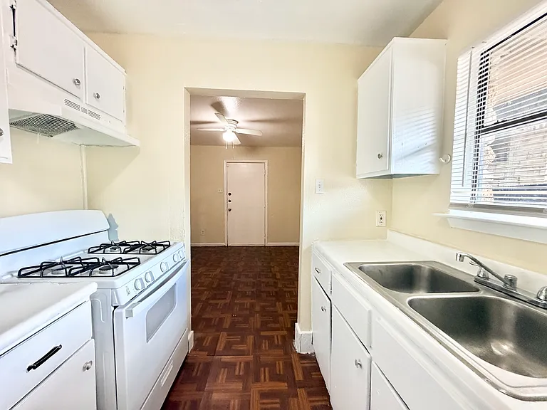 6257 Manor Rd #2 — Photo 10