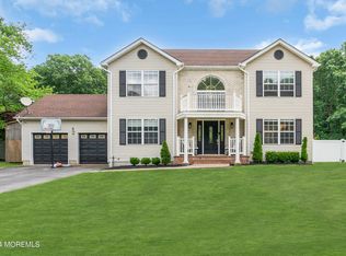 5 Stacy Ct, Jackson, NJ
