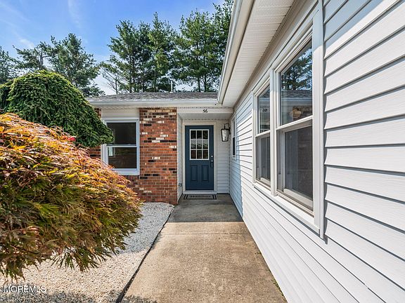 4th image of 56 Yorkwood Drive