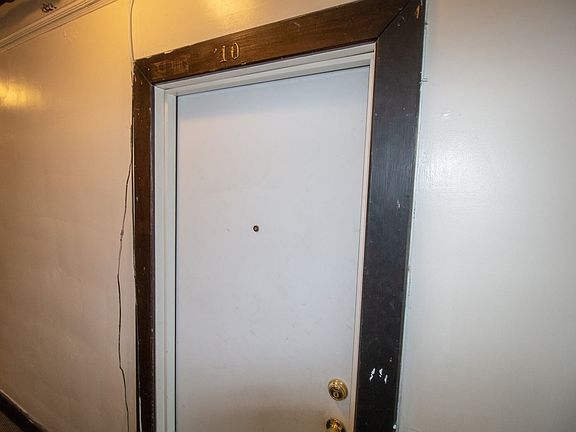 3rd image of 311 Spruce 241243245 Walnut #10