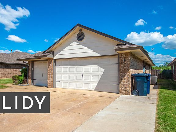3rd image of 3300 Bishop Rock Pl