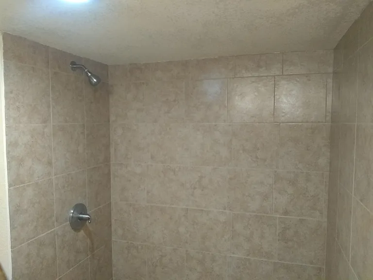 1524 W Jackson Ave — Photo 11