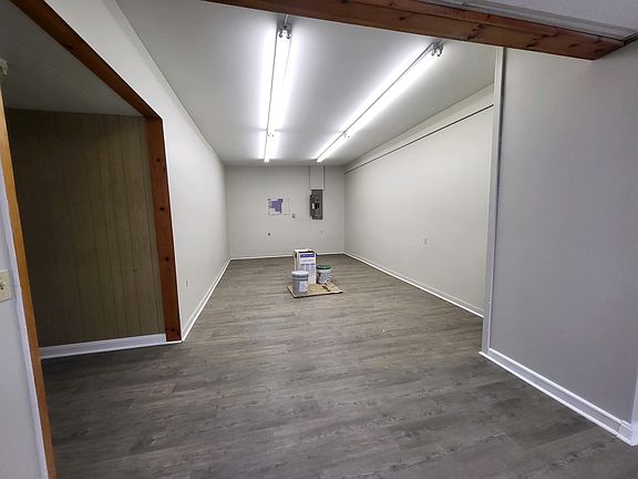4th image of 19 S Main St #1