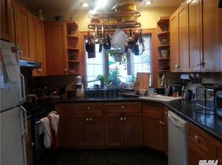 434 W Beech St, Long Beach, NY 11561