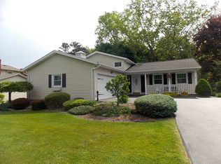 169 Buck Hill Rd, Rochester, NY 14626